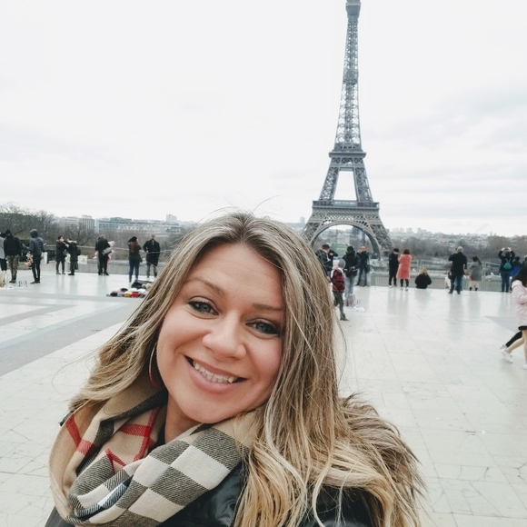 Meet your Posher, Kristin - Picture 3 of 8